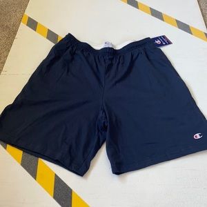 New with tag! Men’s champion sweat shorts.
